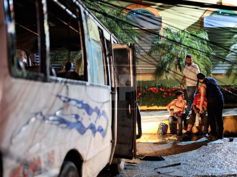 Karla volvía de comprarle tenis a su hijo; murió en accidente de rapidito en Guamilito