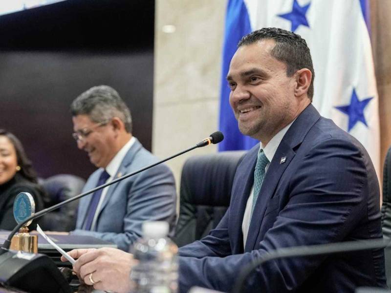 La iniciativa presentada por el presidente del Congreso Nacional, Tomás Zambrano, durante la sesión legislativa del lunes 21 de septiembre.