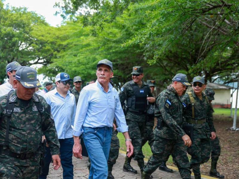 Fotografía del presidente Nasry Asfura en su visita a la Base Naval de Amapala (BANAMAP) el 14 de julio de 2026.