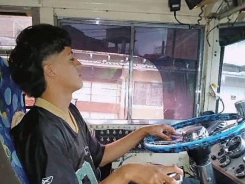 Familiares detallaron que Alexander Sierra laboraba en el rubro del transporte.