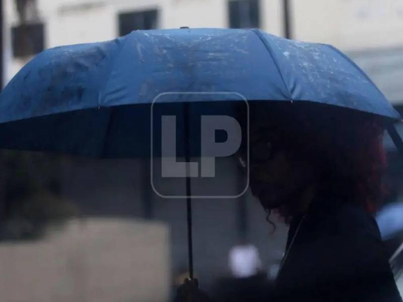 El ente estatal recomienda a la población, especialmente en las zonas donde se prevén tormentas eléctricas, tomar las medidas de prevención necesarias. Imagen referencial de archivo La Prensa.