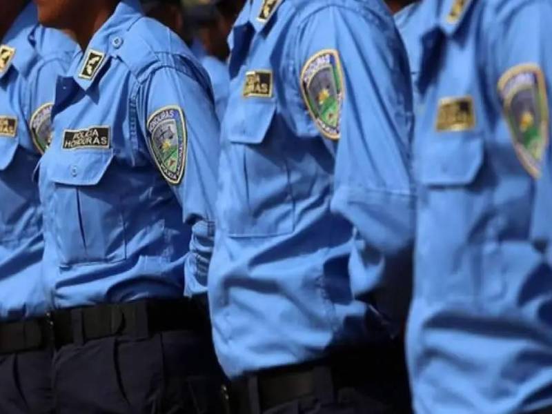 Los agentes policiales heridos fueron trasladados a un centro asistencial. Imagen referencial de archivo.
