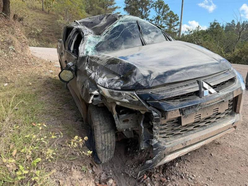 Vehículo en el que se transportaban los congresistas.