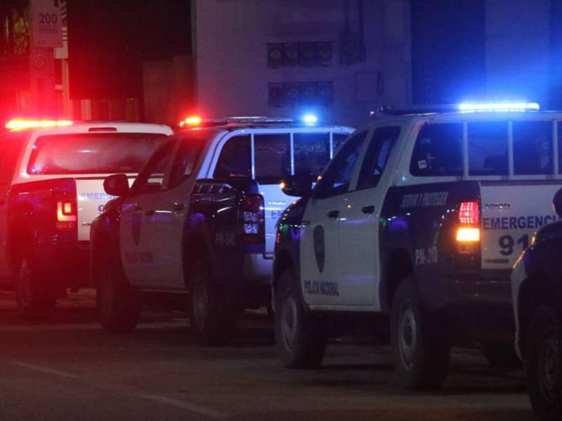 Las autoridades policiales continúan verificando información debido al difícil acceso al lugar de los hechos.