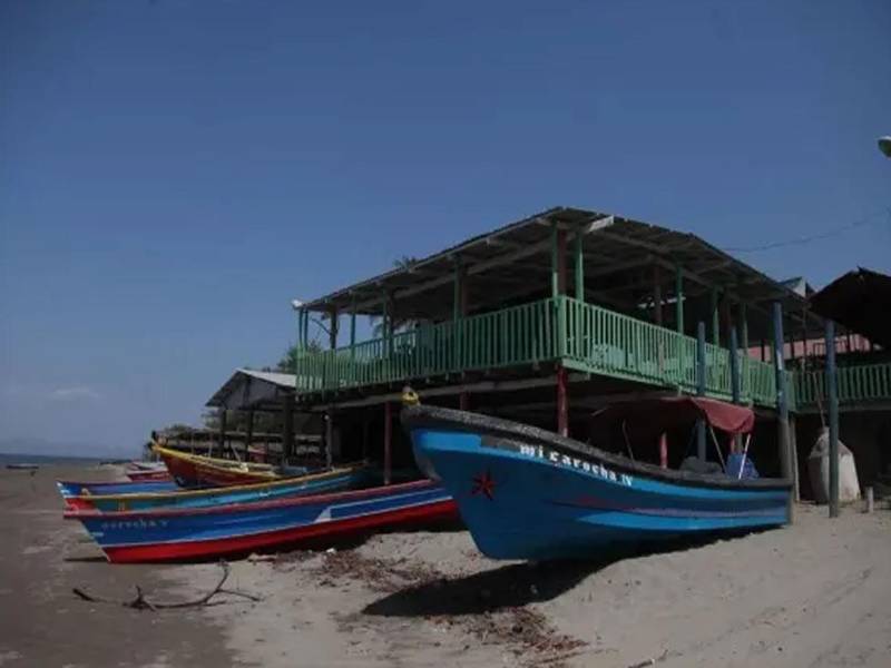 Copeco mantiene un monitoreo constante en el Pacífico y ha solicitado a los residentes y turistas atender estrictamente las instrucciones. Imagen referencial de archivo.