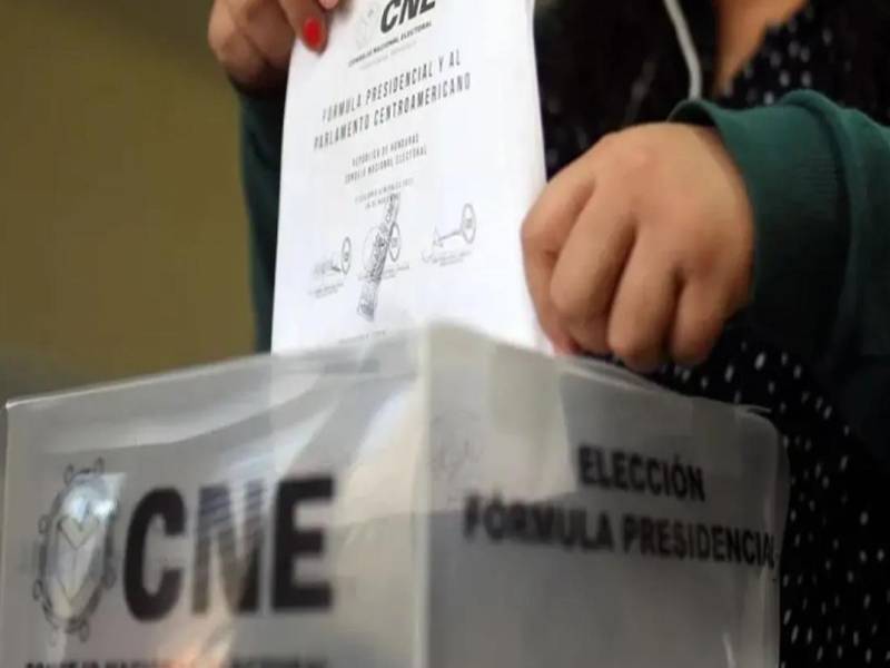 Hace 10 días se celebraron las elecciones generales y Honduras aún continúa a la espera de los resultados.