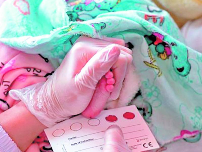 Las ITS se transmiten de madre a hijo en el parto.