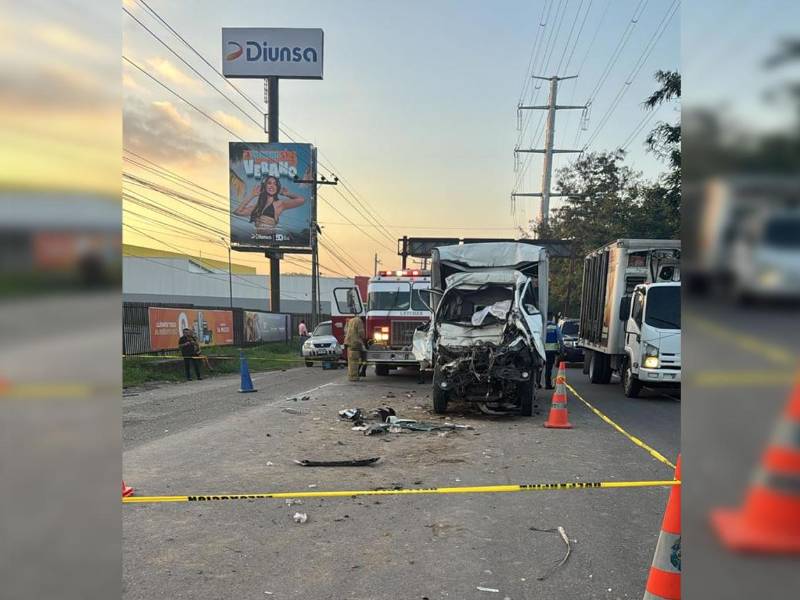 Debido a este suceso, hay tráfico en la zona.