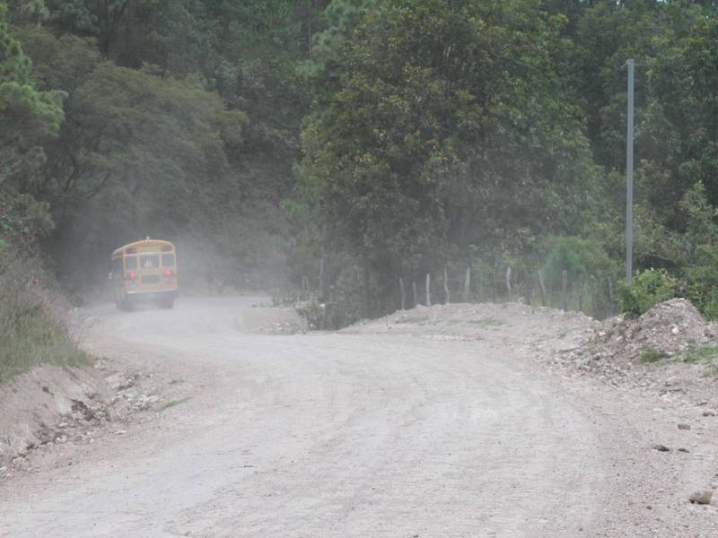En 2024, el entonces ministro Octavio Pineda firmó públicamente el compromiso de iniciar los primeros cinco kilómetros en diciembre de ese mismo año.