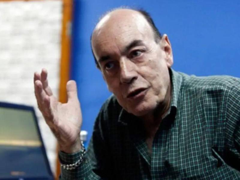 Murió este domingo el destacado periodista deportivo y narrador Julio César Núñez.