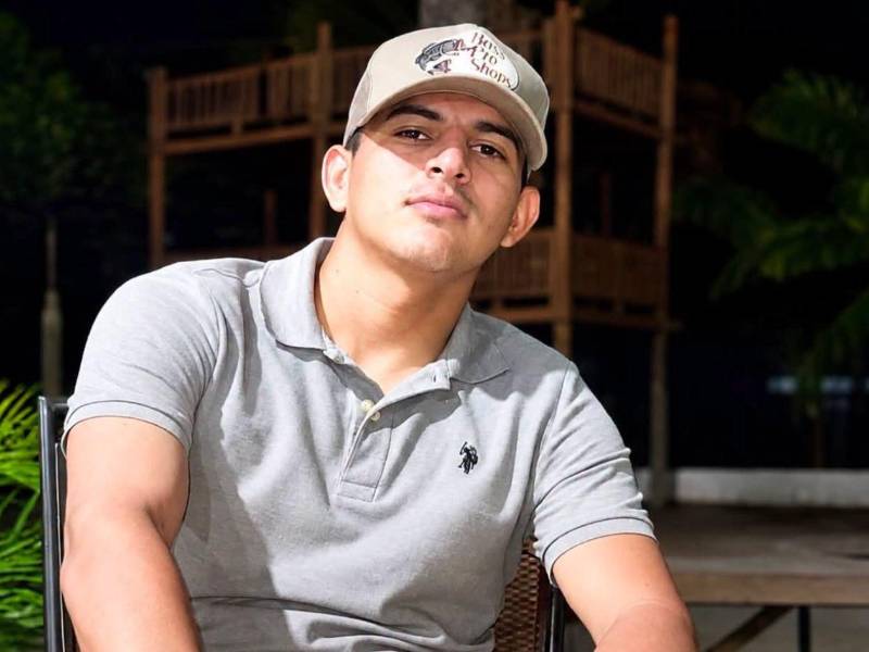 Un hombre identificado como Maynor Torres fue encontrado sin vida el pasado lunes en una calle de tierra de la colonia Primero de Mayo, en Juticalpa, Olancho.
