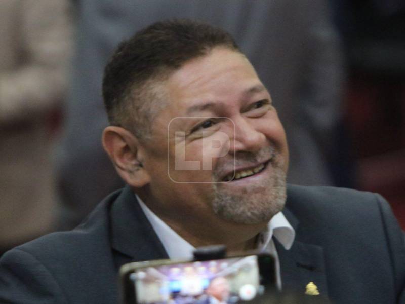 El exmagistrado del extinto TSE aseguró que los últimos resultados electorales indican que es una necesidad la segunda vuelta.