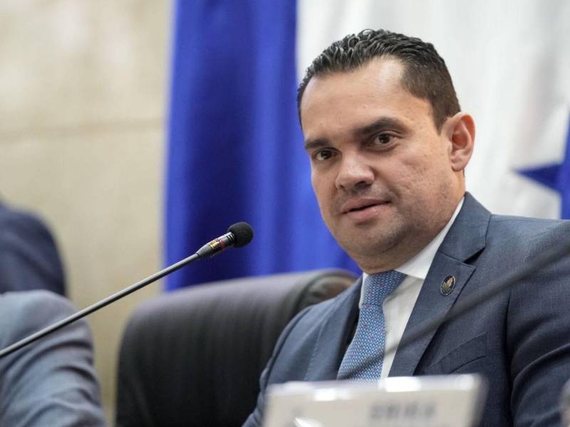 Los pueblos que defienden sus principios y participan activamente en la construcción de su futuro siempre encuentran el camino hacia el progreso. Abelardo no les va a fallar, expresó Zambrano.