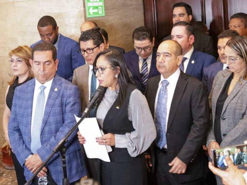 Las autoridades legislativas confirmaron que el proceso comenzará formalmente a las 9:40 am con la entrevista de German Altamirano Díaz.