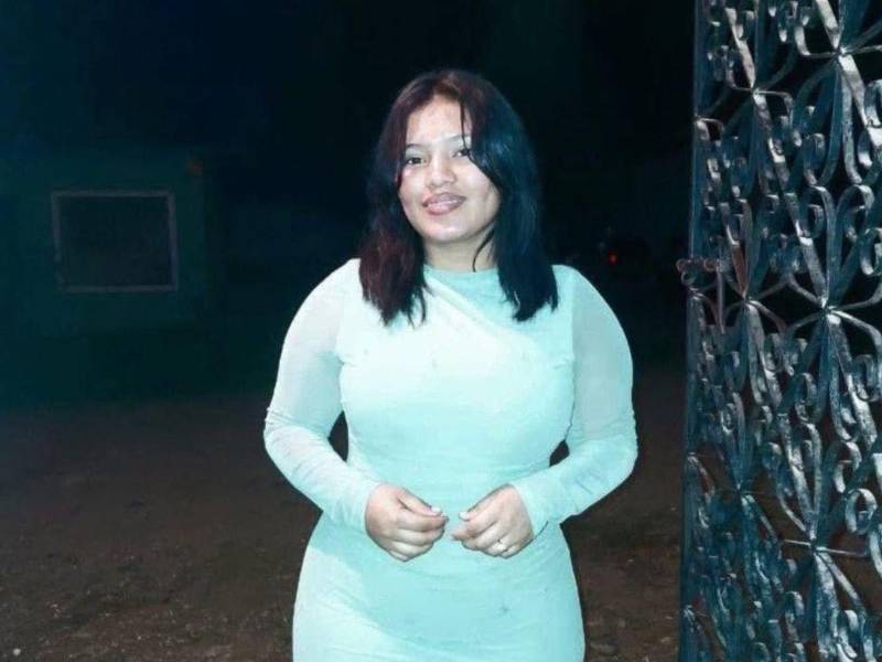Mayrin Cubas, originaria de Dulce Nombre de Culmí, fue trasladada a un centro médico privado de Catacamas, donde permaneció ingresada debido a complicaciones en su salud.