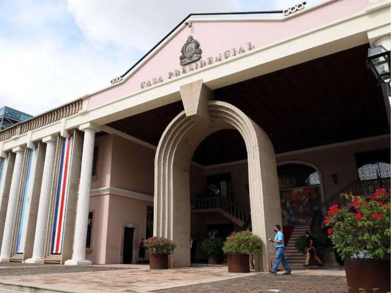 Imagen de la fachada de la Casa Presidencial en Honduras.