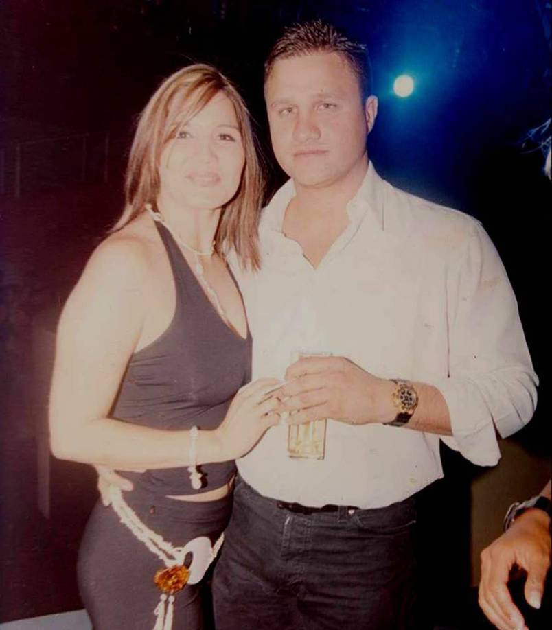 Según medios mexicanos, alias ‘La Barbie’ contrataba a la ‘diva de la banda’ para que diera conciertos privados en su rancho y también tenía vínculos cercanos con otros famosos artistas.