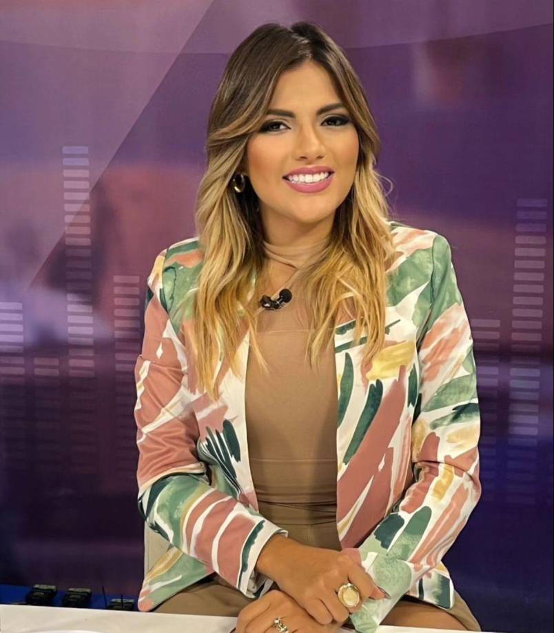 ”Yo ya arreglé con la empresa y mañana es mi último día aquí, fueron las palabras de Espinal refiriéndose a que éste martes era su último día en el programa de televisión. 