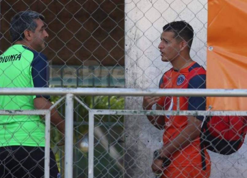 Harold Fonseca fue mandado a las reservas por Diego Vázquez y hoy le exigió una explicación al estratega de los azules.