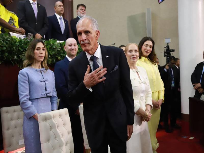 Nasry Asfura, durante su llegada este martes al Congreso Nacional.