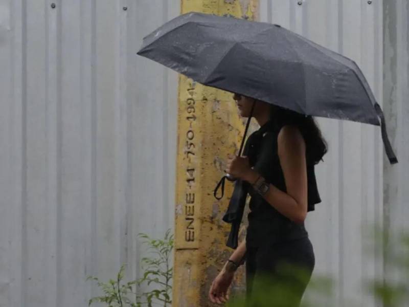 La entidad preventiva recordó que en los lugares donde predomine el calor se deben considerar las medidas necesarias. Imagen LA PRENSA.