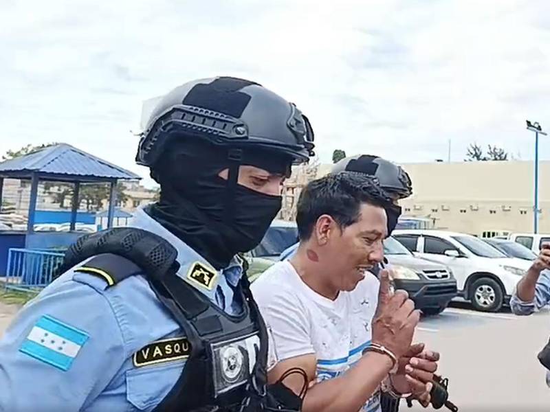 José Alfredo Espinal fue detenido ayer martes mediante un operativo de la Policía Nacional.