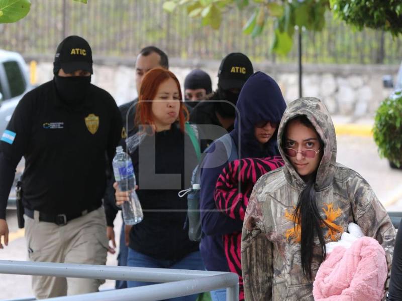 Según la acusación, los imputados habrían actuado en contubernio para defraudar las arcas de Sedesol.