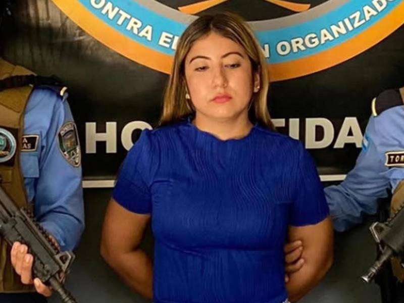 El pasado 18 de noviembre, mediante audiencia de individualización, la Fiscalía solicitó una pena de 16 años de reclusión y el pago de una multa de tres millones de lempiras contra Hellin Damaris Fajardo Hernández, alias “La Nena”.