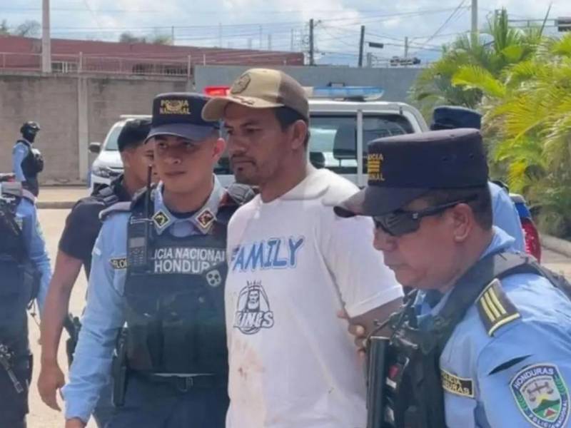 Un hecho sangriento se registró en la aldea Río Blanco, en el municipio de Campamento, Olancho. La víctima fue identificada como Lesli Enrique Zelaya Munguía, de 52 años de edad.