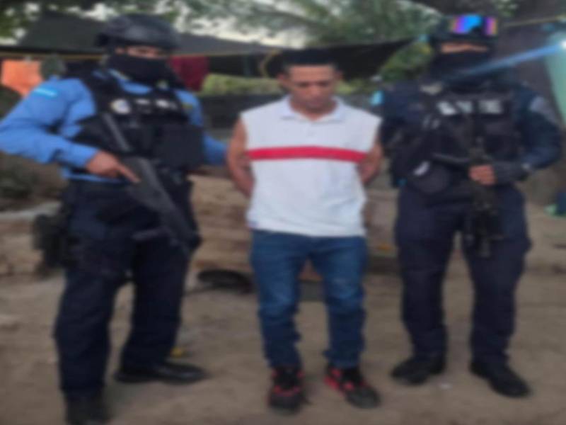 Imagen de uno de los detenidos durante los allanamientos en Choluteca.