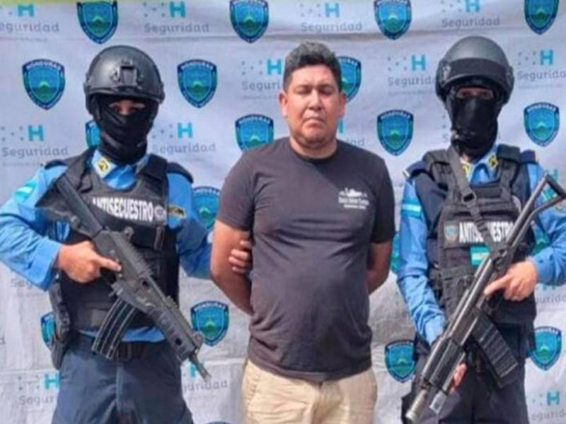 <b>Carlos Castillo, implicado en el secuestro del enfermero, tras recibir su condena.</b>