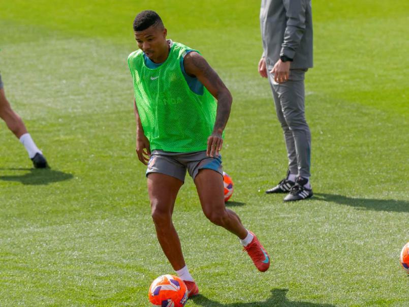 Messi decide su futuro, se despide del Barcelona y ya tiene otro equipo; hondureño es noticia