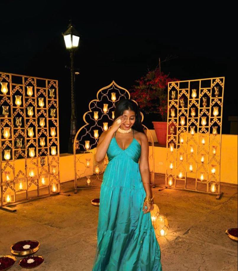 En una de sus últimas publicaciones, compartida días antes de su fallecimiento, Aanvi enumeró cinco lugares económicos en la India para visitar “durante los monzones”.