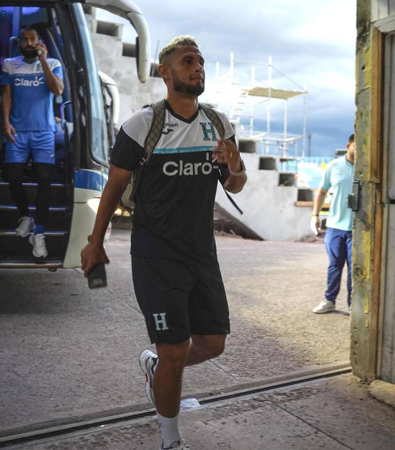 Alex López - El mediocampista del Olancho FC es otra de las sorpresas de Rueda en el 11 titular de Honduras ante Trinidad y Tobago. Le ganó el puesto a David Ruiz.