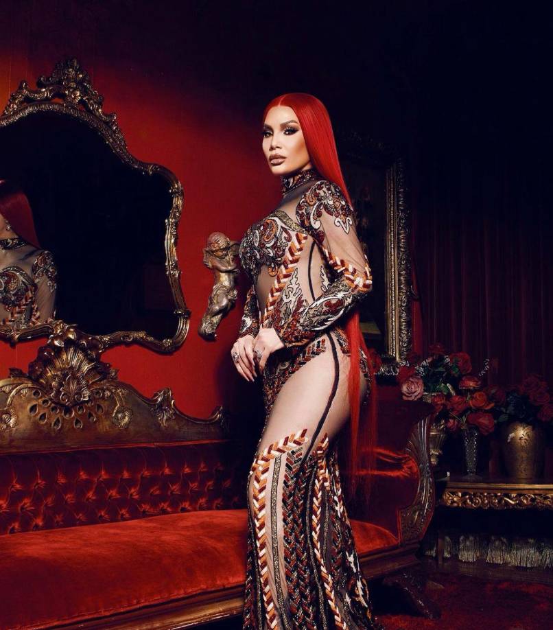 En un entrevista reciente con Molusco Tv, la artista Ivy Queen dejó entrever que su imagen siempre tiene que verse impecable, la artista hizo llegar su regaño al diseñador del programa, por usar imágenes viejas de ella siempre para promocionar contenidos relacionados a su vida.