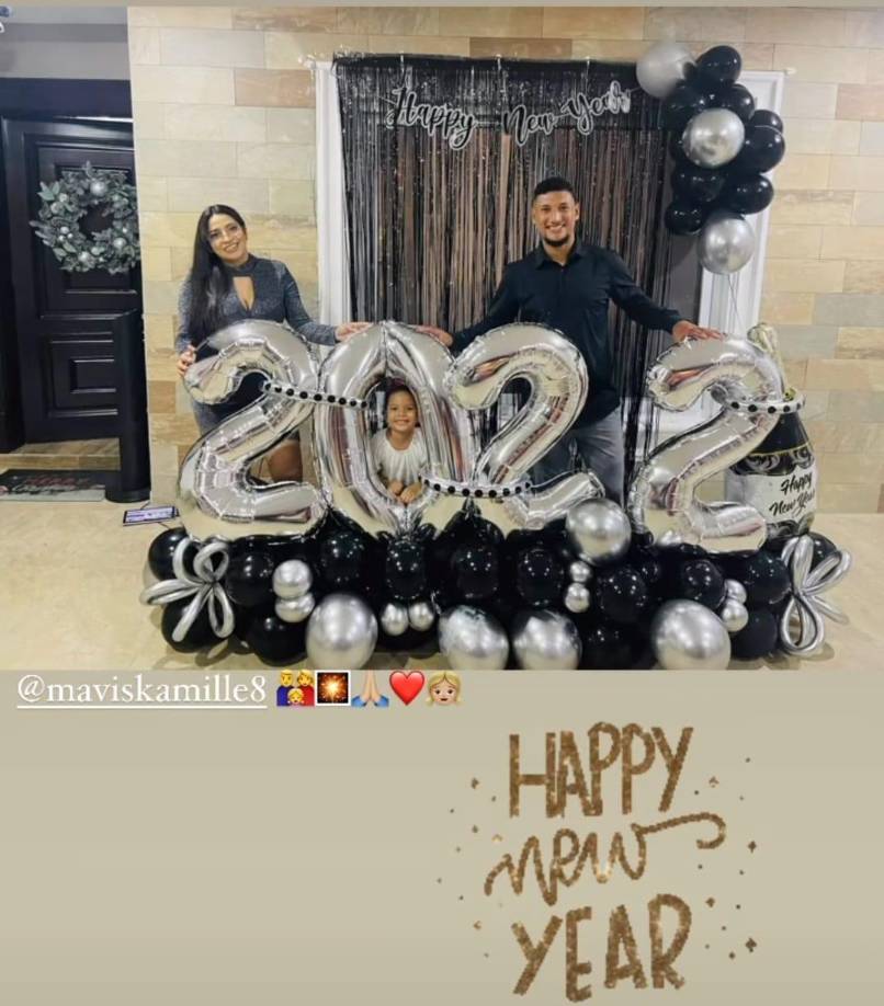 Bryan Acosta: Volante hondureño que le dio la bienvenida al 2022 junto a su familia.