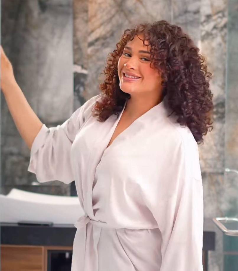 Cesia Saénz es una de las hondureñas que está triunfando en México con sus múltiples facetas de cantante, modelo y actriz de teatro musical.