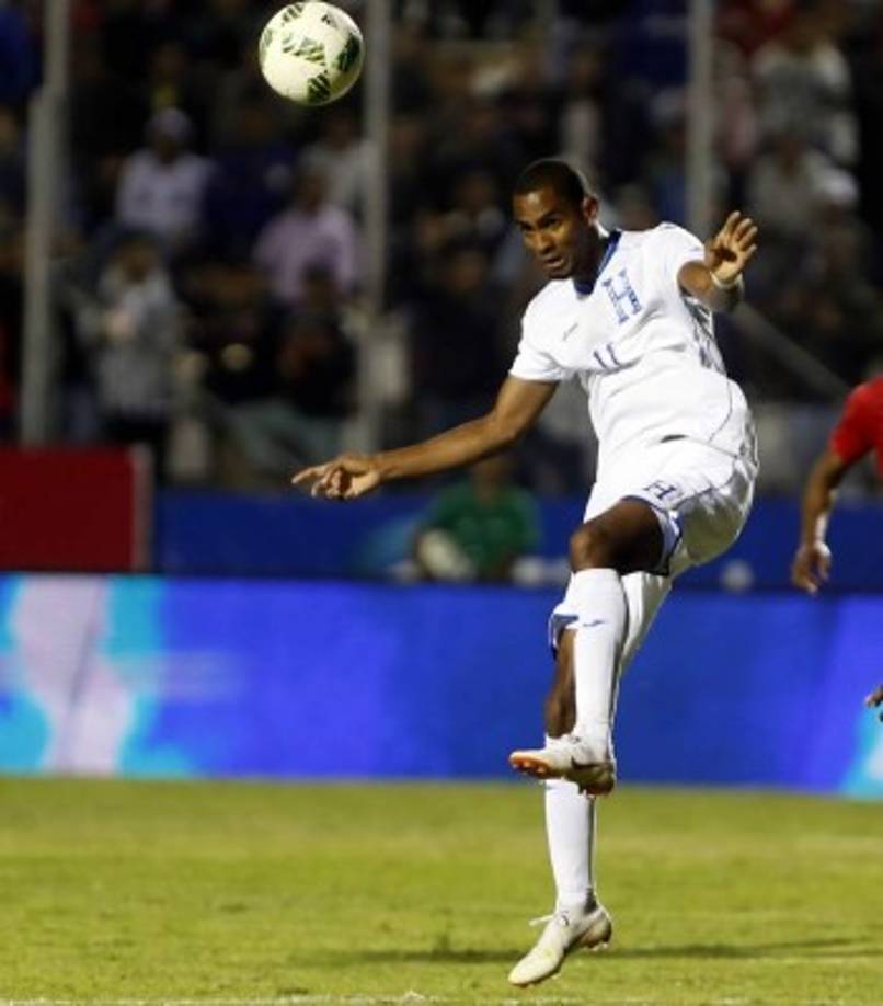 Jerry Bengtson - El delantero del Olimpia fue vital en la clasificación al Mundial de Brasil 2014 y en la eliminatoria pasada se volvió a poner la camiseta de la Selección de Honduras. Tiene 31 años y muchas ganas de estar en este nuevo proceso.