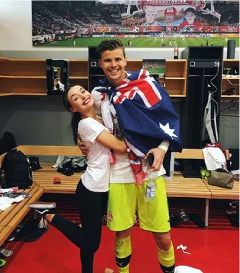 Riahannon Langerak es la esposa del portero Mitchell Langerak del Levante de la Liga Española.