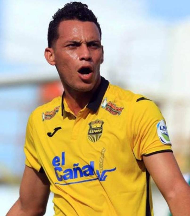 Ángel Tejeda: El delantero hondureño tenía todo arreglado con el Defensor Sporting de Uruguay, pero finalmente se complicó su llegada Medios uruguayos señalan que la oferta del club del exterior no fue del agrado del equipo hondureño.<br/>