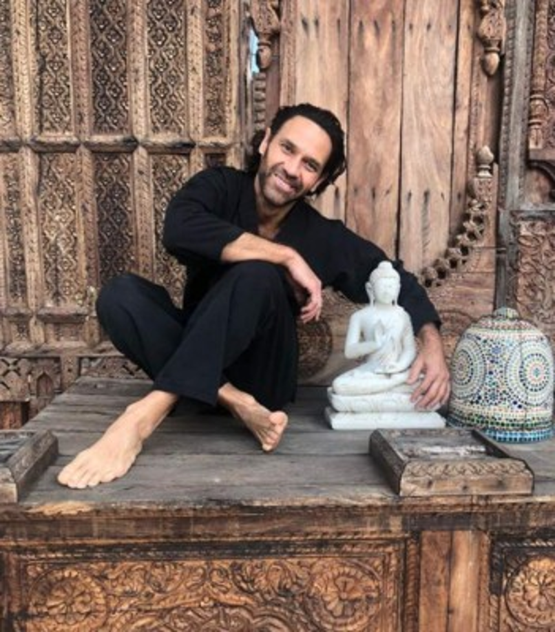 La última telenovela que Valentino grabó fue 'Nada personal' en el 2017, desde entonces el actor decidió dar un cambio radical a su vida y ahora es un 'gurú espiritual'.