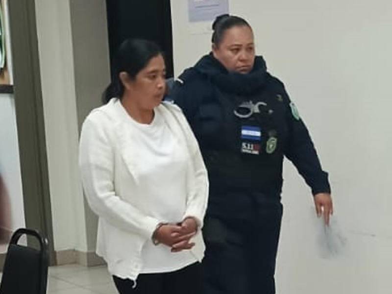 Gloria Marina López Pineda está en prisión por el delito de parricidio en perjuicio de su hija.