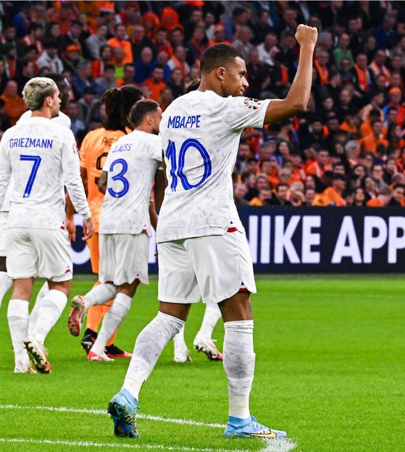 Kylian Mbappé sigue haciendo historia con la selección francesa.