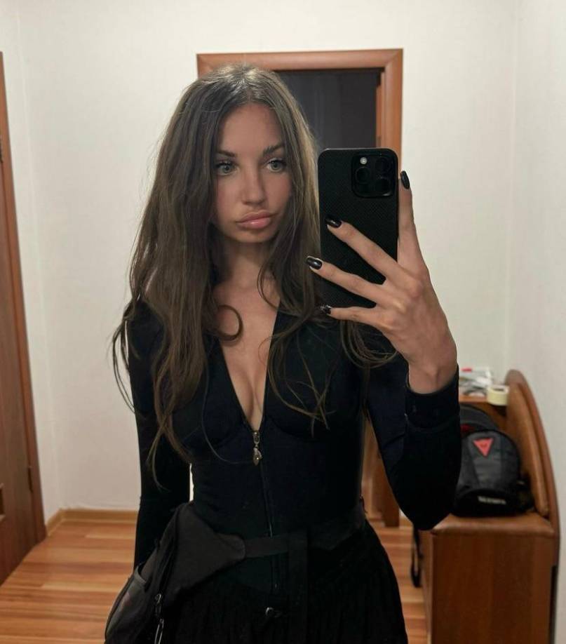 La influencer estaba acompañada por un hombre que sobrevivió pero se encuentra en estado crítico. 