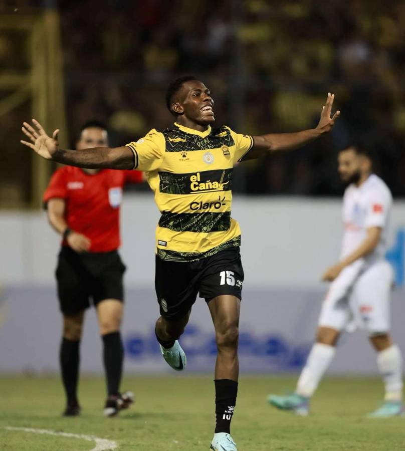 Dixon Ramírez firmó el 2-0 del Real España.