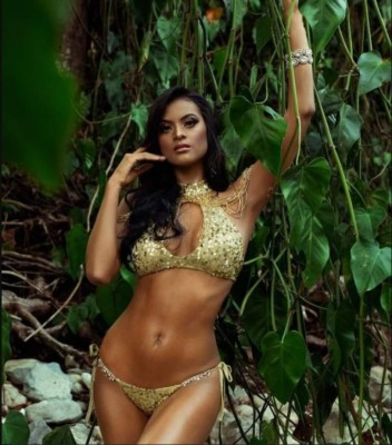 “Siempre he dicho que nuestro departamento de Gracias a Dios se caracteriza por la fuerza de su cultura y el espíritu de superación de su gente hoy estoy aquí orgullosa de ser mujer Miskita y representando esa frase que dice «Que El Cielo Es El Limite» mi gente son mi mayor motivación los llevo siempre en el corazón”, dijo en otra de sus publicaciones.