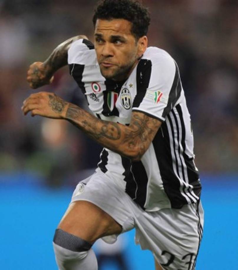 Dani Alves: La Juventus y los agentes del brasileño concretaron este lunes los detalles de la rescisión de su contrato. El futuro del lateral brasileño estaría en la Premier, con Manchester City y Chelsea como clubs mejor colocados.