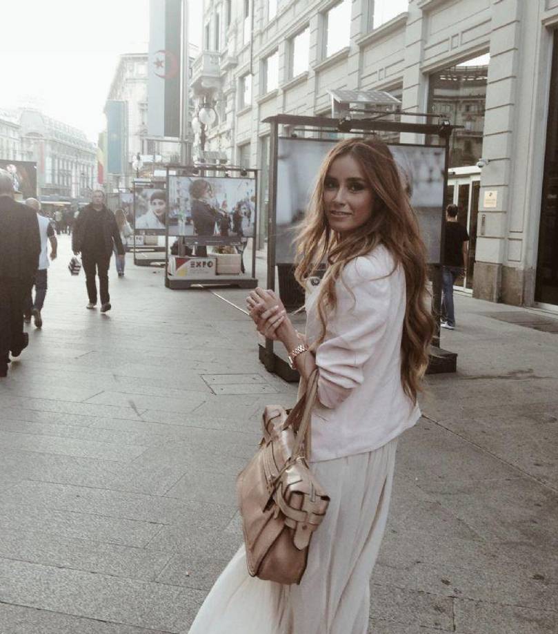 Ana Gabriela compartía en sus redes sociales fotografías de sus viajes por el mundo y también mostraba los productos de marcas de lujo que utilizaba.