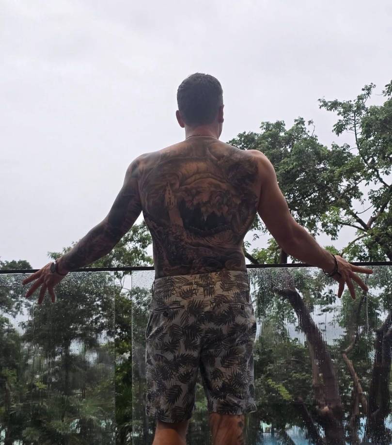 En las postales, Milagro Flores compartió momentos íntimos que está viviendo con su actual pareja que se desconoce su nacionalidad. 