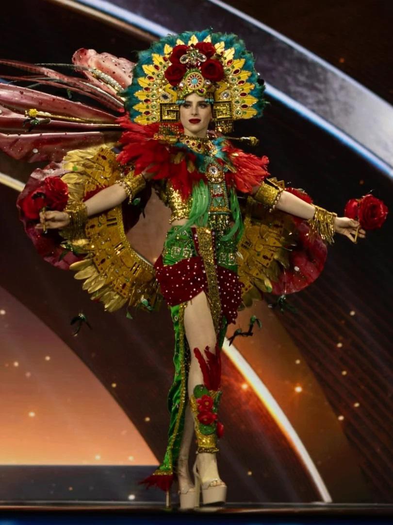 Miss Universo 2025 deslumbra con los trajes típicos más espectaculares